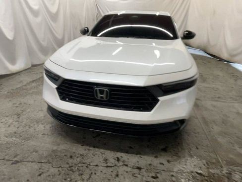Used 2023 Honda Accord Sport image 15