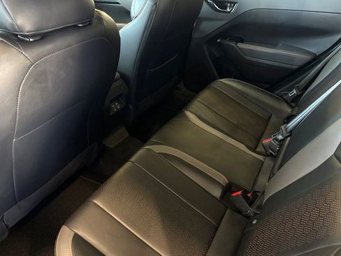 Certified 2025 Subaru Crosstrek 2.5i Limited w/ Crosstrek Mirror Package image 11