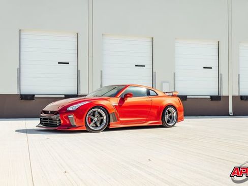 Used 2009 Nissan GT-R Premium AWD/4WD image 42