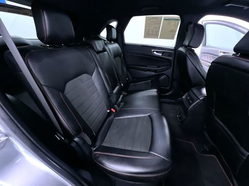 Used 2022 Ford Edge ST-Line w/ Class II Trailer Tow Package AWD/4WD image 37