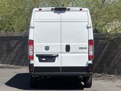Used 2025 RAM ProMaster 3500 w/ Convenience Group FWD image 7