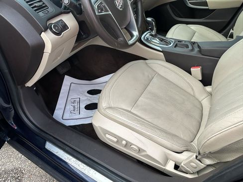 Used 2011 Buick Regal CXL FWD image 10