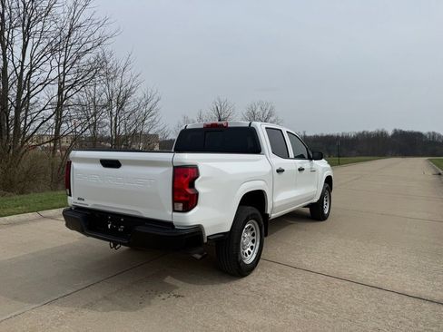 Used 2025 Chevrolet Colorado W/T w/ WT Convenience Package II image 3