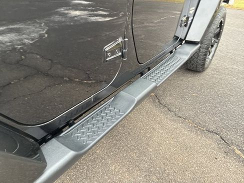 Used 2013 Jeep Wrangler Unlimited Sahara w/ Connectivity Group image 15