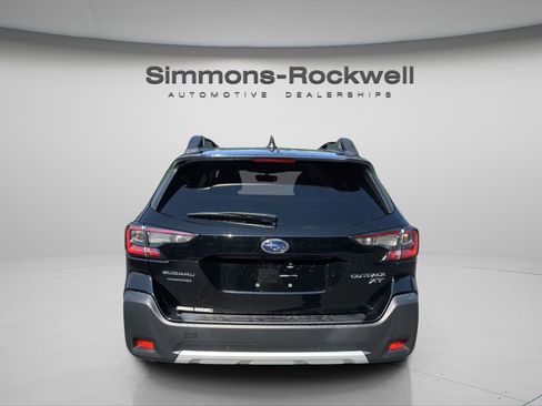 Used 2024 Subaru Outback Limited XT image 12