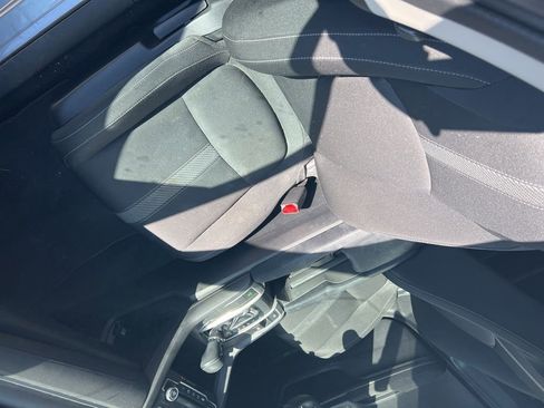 Used 2018 Honda Civic LX image 59