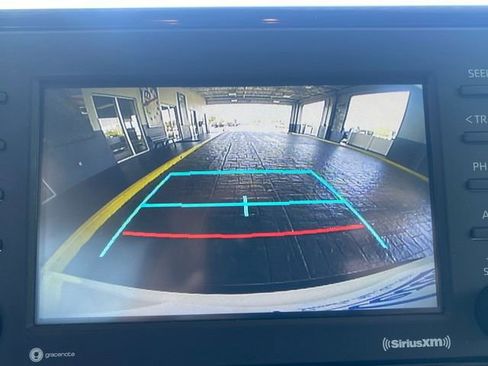 Used 2020 Toyota RAV4 XLE Premium image 22