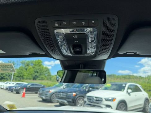Used 2026 Mercedes-Benz GLB 250 4MATIC image 18