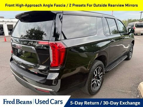Used 2024 GMC Yukon XL AT4 AWD/4WD image 14