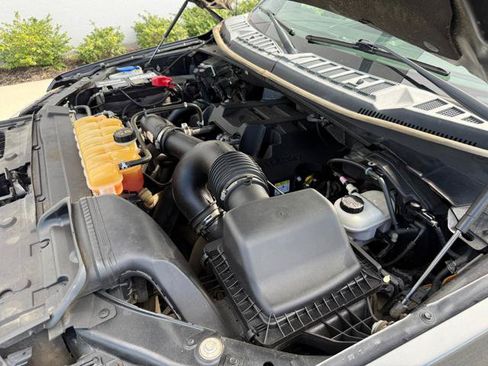 Used 2016 Ford F150 XL w/ Equipment Group 101A Mid AWD/4WD image 24