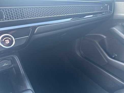 Used 2025 Honda Civic Sport image 27