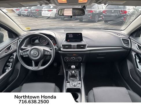 Used 2017 MAZDA MAZDA3 Sport image 20