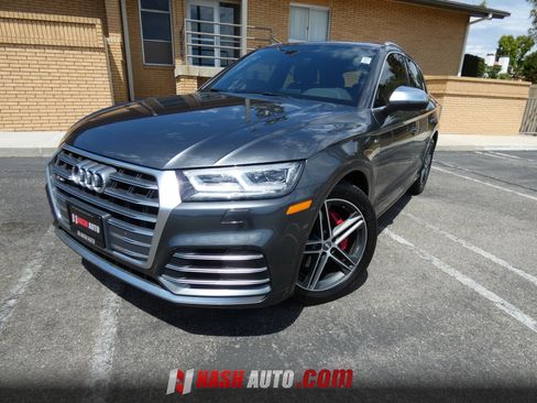 Used 2018 Audi SQ5 Premium Plus w/ S Sport Package AWD/4WD image 19