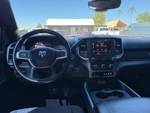 Used 2024 RAM 2500 Big Horn w/ Off Road Package AWD/4WD image 19