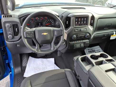 New 2026 Chevrolet Silverado 1500 Custom AWD/4WD image 15