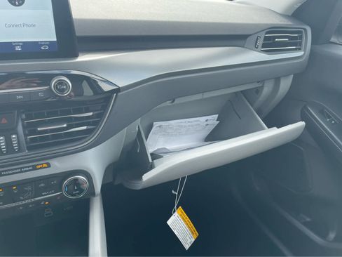 Used 2025 Ford Escape Active w/ Cold Weather Package image 22