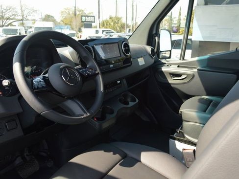 New 2026 Mercedes-Benz Sprinter 2500 image 2