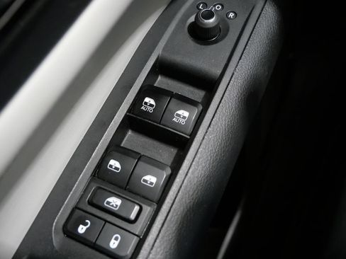Used 2024 Jeep Compass Limited AWD/4WD image 13