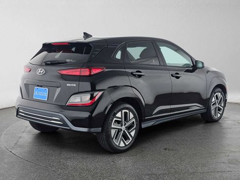 Used 2023 Hyundai Kona SE w/ Cargo Package FWD image 3