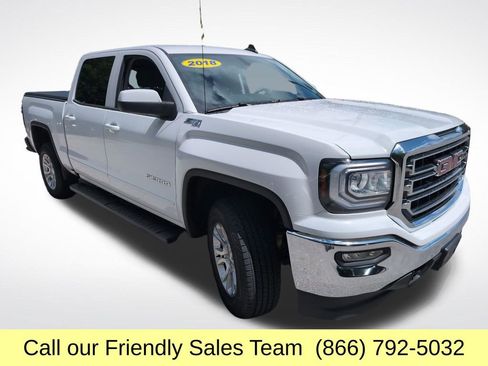 Used 2018 GMC Sierra 1500 SLE w/ SLE Value Package AWD/4WD image 9