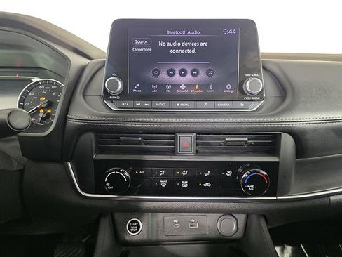 Used 2023 Nissan Rogue S AWD/4WD image 34