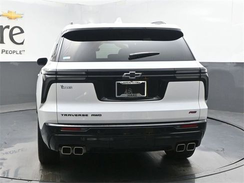 Used 2024 Chevrolet Traverse RS w/ LPO, Floor Liner Package image 35