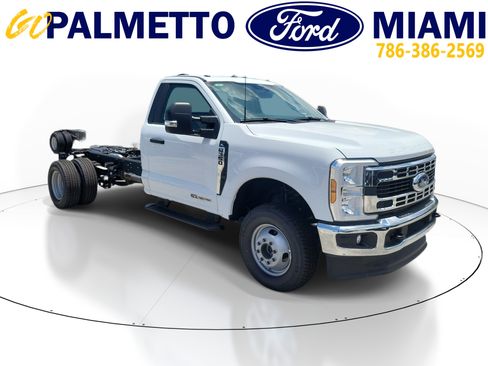 Used 2024 Ford F350 XL w/ XL Chrome Package AWD/4WD image 1