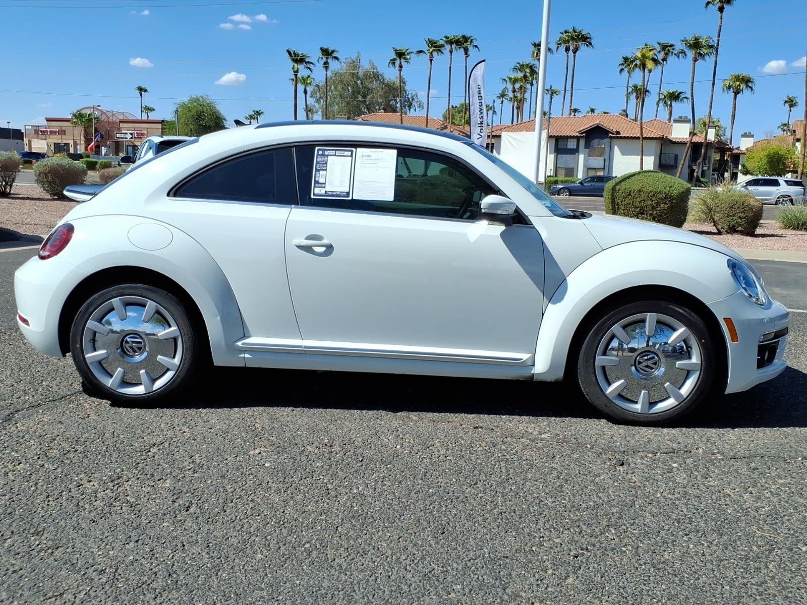 Used 2019 Volkswagen Beetle 2.0T SE FWD image 8