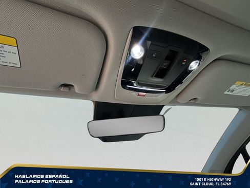 Used 2025 Kia Sorento EX w/ Panoramic Sunroof Package AWD/4WD image 17