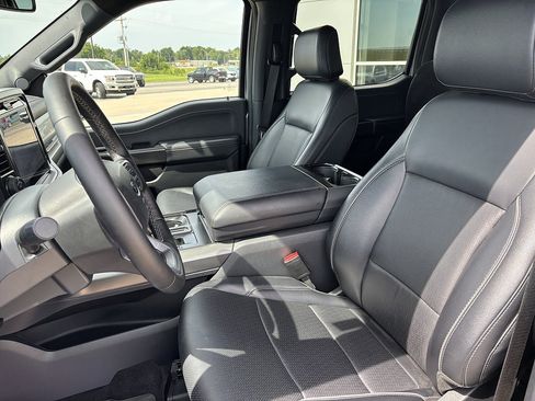 Used 2025 Ford F150 Lariat w/ Equipment Group 501A Mid AWD/4WD image 11
