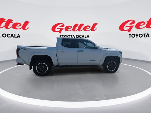 Used 2024 Toyota Tacoma TRD Sport image 9