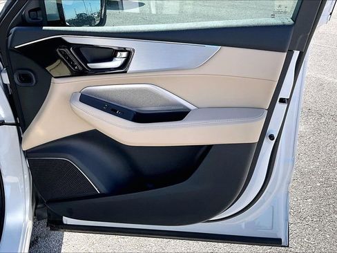 Certified 2025 Acura MDX w/ Technology Package image 25