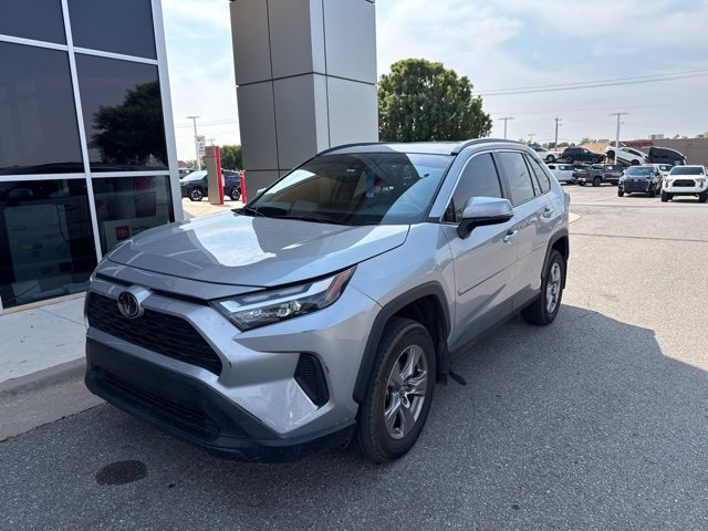 Used 2024 Toyota RAV4 XLE w/ Convenience Package FWD image 1