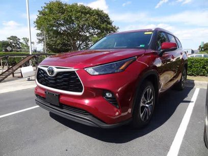 Used 2023 Toyota Highlander XLE