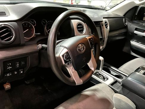 Used 2016 Toyota Tundra SR5 w/ SR5 Upgrade Package image 14