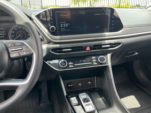 Used 2023 Hyundai Sonata SEL FWD image 16