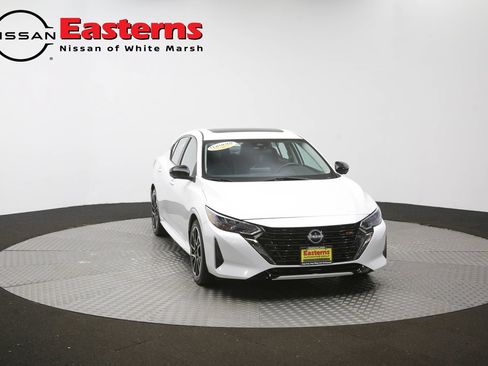 Used 2024 Nissan Sentra SR w/ SR Premium Package FWD image 51