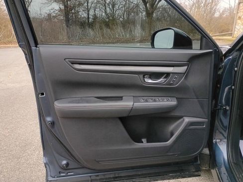 Used 2025 Honda CR-V Sport-L image 16