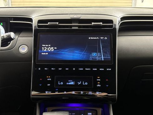 Used 2022 Hyundai Santa Cruz Limited image 20