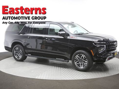 Used 2025 Chevrolet Suburban Z71 image 51