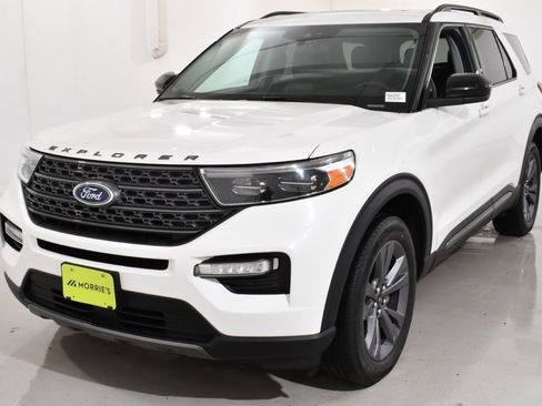 Used 2023 Ford Explorer XLT w/ Equipment Group 202A image 2