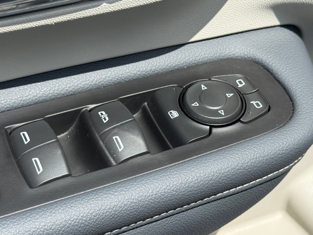 Used 2023 GMC Terrain Denali AWD/4WD image 21
