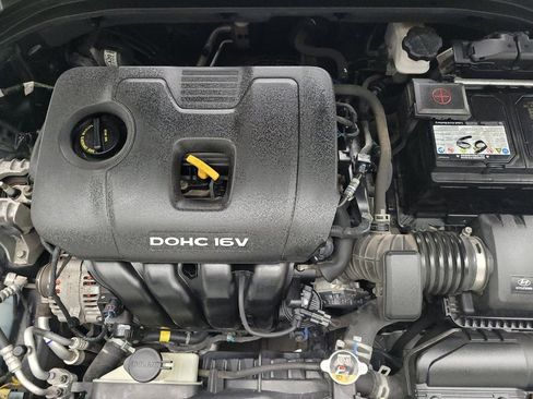Used 2018 Hyundai Elantra SE FWD image 30
