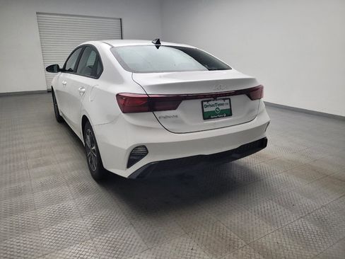Used 2023 Kia Forte LXS w/ LXS Technology Package FWD image 6