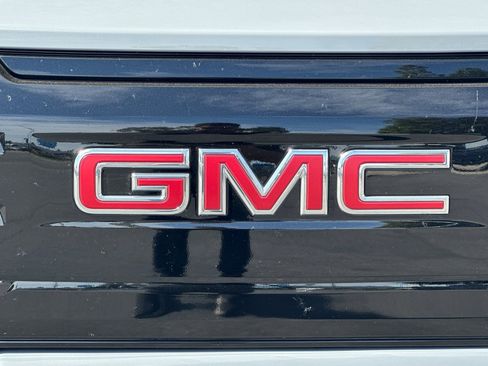 Used 2026 GMC Sierra EV Elevation image 35