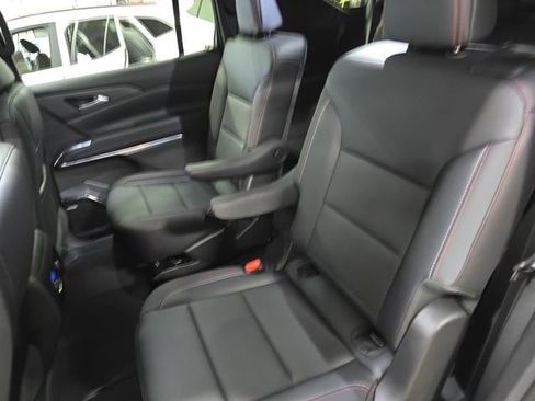 New 2026 Chevrolet Traverse Z71 w/ Enhanced Driving Package AWD/4WD image 18
