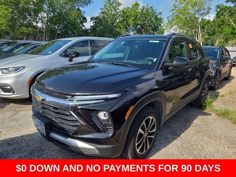 Used 2025 Chevrolet TrailBlazer LT AWD/4WD image 1