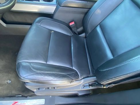 Used 2015 Chevrolet Silverado 1500 LTZ Z71 w/ LTZ Plus Package AWD/4WD image 21