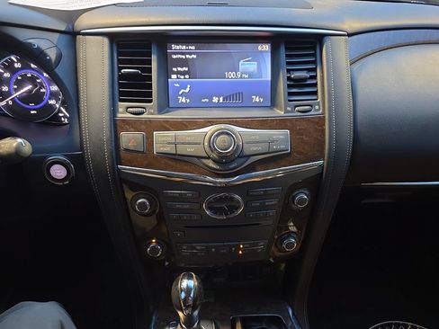 Used 2016 INFINITI QX80 2WD w/ Signature Edition Package image 8