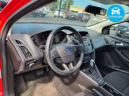Used 2016 Ford Focus SE FWD image 7